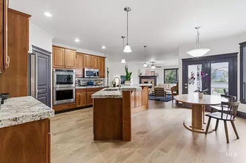 Other - 2958 W Champagne Ct, Eagle, ID 83616 photo 5 of 17