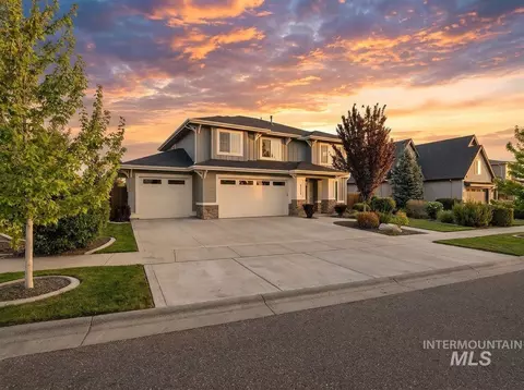 5986 N Vicenza Ave, Meridian, ID 83646