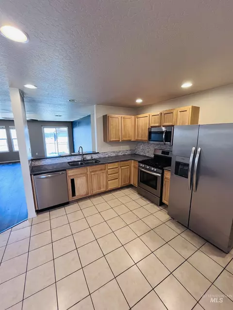 Kitchen - 13814 Judson St, Caldwell, ID 83607 photo 2 of 2