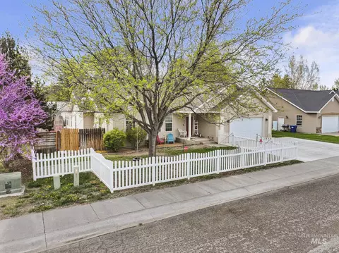 Exterior - 1413 Winterlane, Jerome, ID 83338 photo 3 of 15