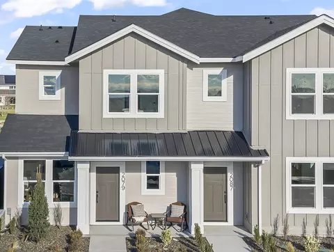 2121 E Deep Purple Ln, Meridian, ID 83642
