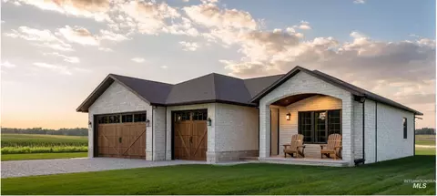 620 Oxford St, Burley, ID 83318