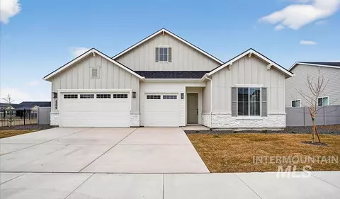 2431 N Black Fire Ave, Star, ID 83669