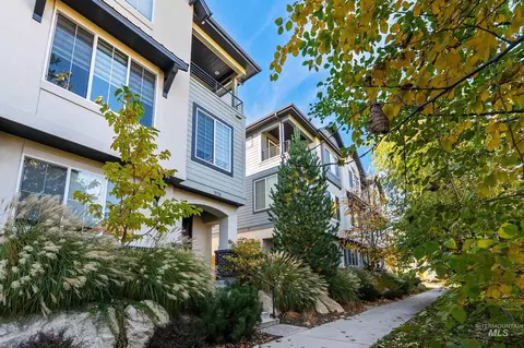 Exterior - 3338 Exacta Ln, Boise, ID 83716 photo 5 of 6