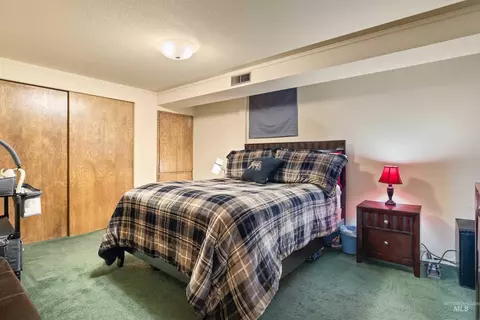 Bedroom - 1969 9th Ave E, Twin Falls, ID 83301 photo 5 of 6