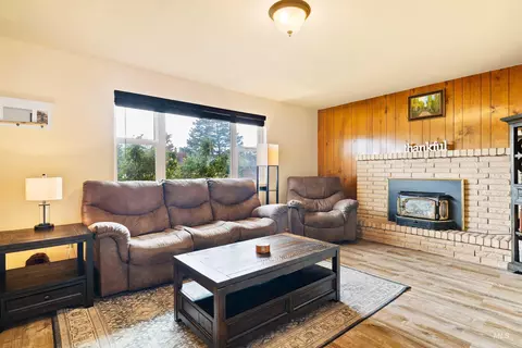 Living - 1969 9th Ave E, Twin Falls, ID 83301 photo 1 of 1
