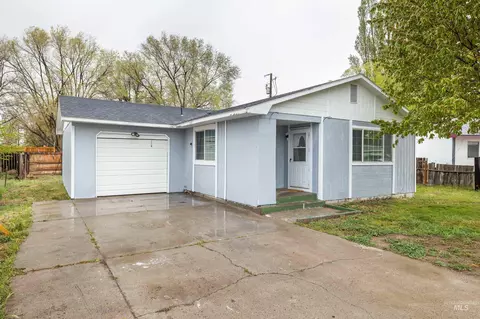 1850 18th Circle Dr, Heyburn, ID 83336