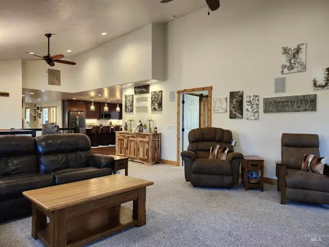 Living - 1057 Nicholson Rd, Potlatch, ID 83855 photo 4 of 4
