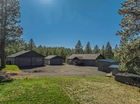 Exterior - 1057 Nicholson Rd, Potlatch, ID 83855 photo 2 of 9