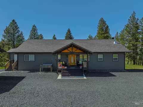 Exterior - 1057 Nicholson Rd, Potlatch, ID 83855 photo 3 of 9