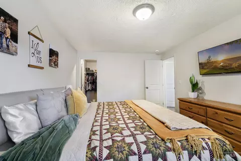 Bedroom - 1708 Bitterroot, Twin Falls, ID 83301 photo 2 of 4