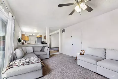Living - 1708 Bitterroot, Twin Falls, ID 83301 photo 1 of 1