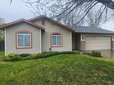 2719 Tanglewood Pl, Nampa, ID 83687
