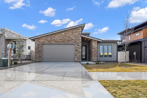 737 W Wrangler, Meridian, ID 83646