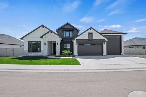 12211 W Cobalt Lake Dr, Star, ID 83669