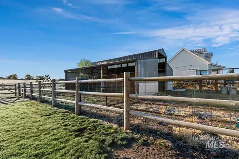 Exterior - 12840 Quail Run Ln, Caldwell, ID 83607 photo 2 of 4