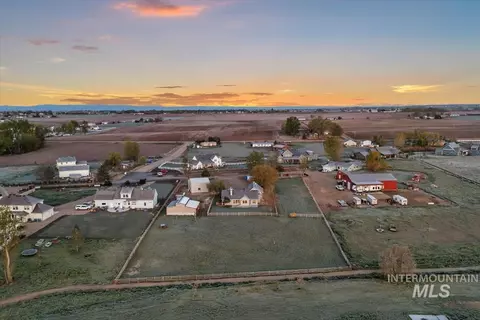 View/Area - 12840 Quail Run Ln, Caldwell, ID 83607 photo 1 of 5