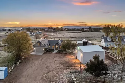 12840 Quail Run Ln, Caldwell, ID 83607