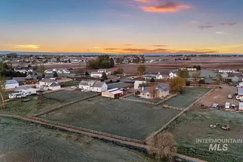 View/Area - 12840 Quail Run Ln, Caldwell, ID 83607 photo 2 of 5