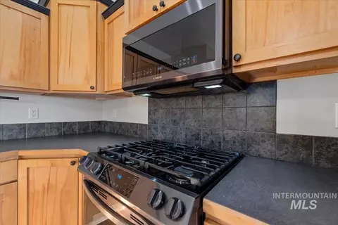 Kitchen - 12840 Quail Run Ln, Caldwell, ID 83607 photo 3 of 3