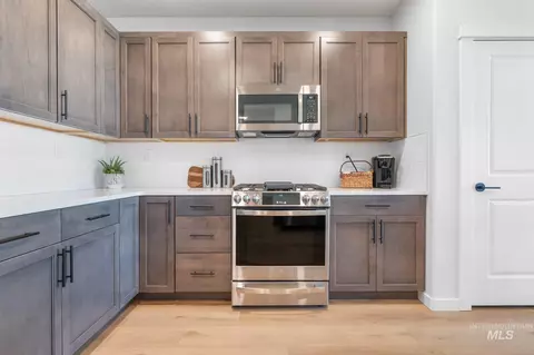 Kitchen - 3446 E Fitz Roy St, Kuna, ID 83634 photo 1 of 2