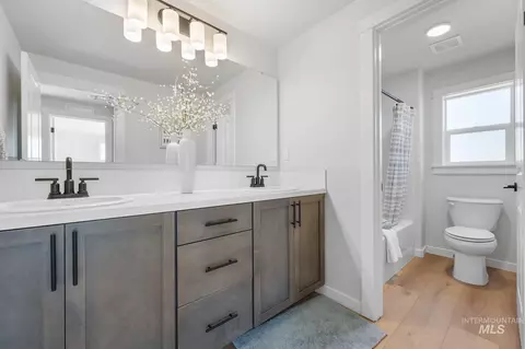 Bath - 3446 E Fitz Roy St, Kuna, ID 83634 photo 1 of 1