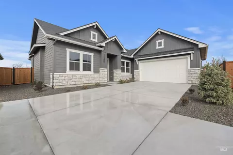 11209 S Corballis Ln, Kuna, ID 83634