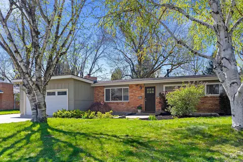 2619 N Grandee St, Boise, ID 83704