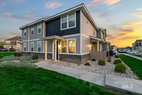2316 E Spice Loop #3, Nampa, ID 83687