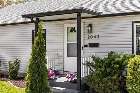 2043 S Leadville, Boise, ID 83706
