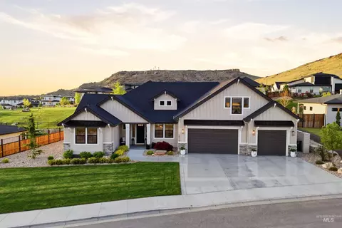 3514 E Interstellar Ct, Boise, ID 83712