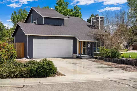5105 W Harbourview Dr, Boise, ID 83703