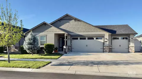 6210 W Drummond Dr, Meridian, ID 83646