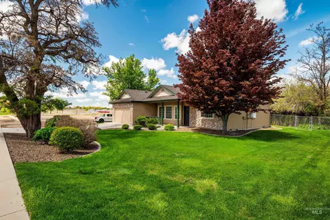 500 E Victory Rd, Meridian, ID 83642