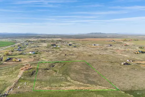 167 E 552 N, Shoshone, ID 83352