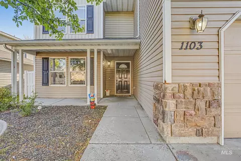 1103 N Cambrick Dr, Kuna, ID 83634