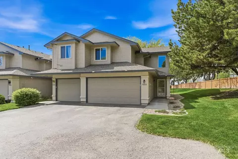 5859 N Cobbler Ln, Garden City, ID 83714