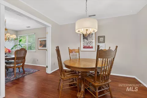 Dining - 832 W Hialeah Dr, Eagle, ID 83616 photo 3 of 3