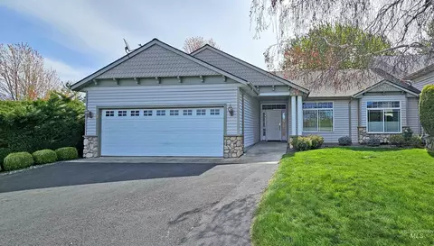 3775 Swallows Nest Ct, Clarkston, WA 99403