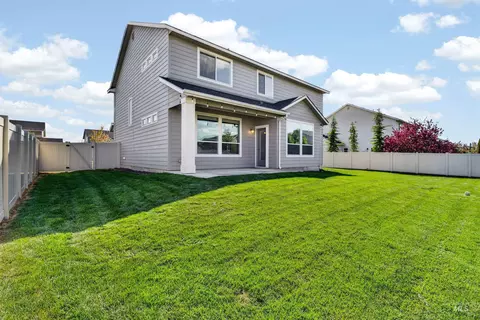 Exterior - 4102 W Spring House Dr, Eagle, ID 83616 photo 7 of 9