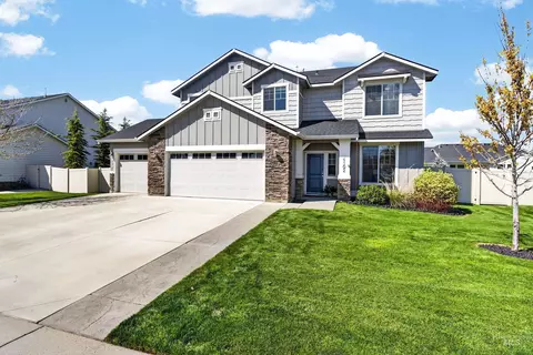 Exterior - 4102 W Spring House Dr, Eagle, ID 83616 photo 2 of 9