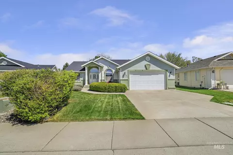 Exterior - 1558 Brookside Loop, Twin Falls, ID 83301 photo 1 of 6