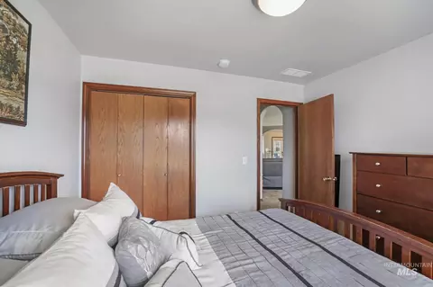 Bedroom - 1558 Brookside Loop, Twin Falls, ID 83301 photo 5 of 5