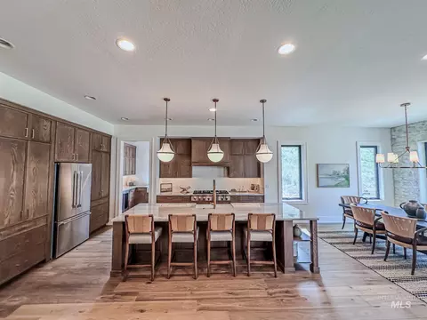 11071 N Elk Ridge Way, Boise, ID 83714