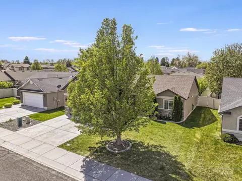 View/Area - 446 Noble St, Twin Falls, ID 83301 photo 2 of 13