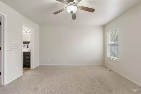 Bedroom - 446 Noble St, Twin Falls, ID 83301 photo 4 of 4