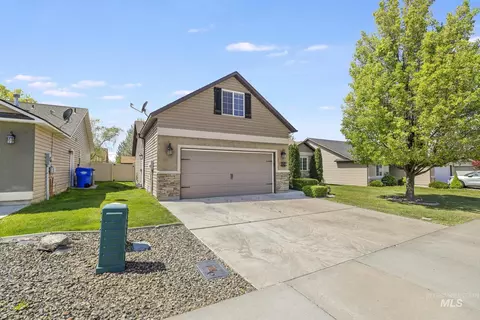 Exterior - 446 Noble St, Twin Falls, ID 83301 photo 6 of 7