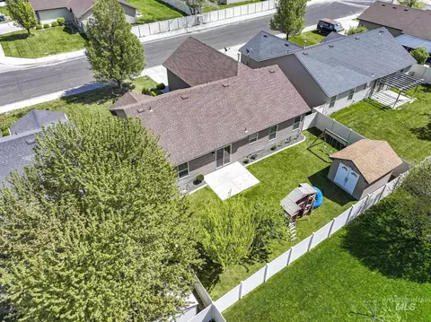 View/Area - 446 Noble St, Twin Falls, ID 83301 photo 4 of 13