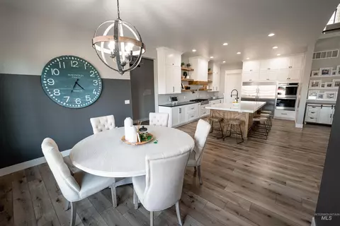 Dining - 1506 E 4448 N, Buhl, ID 83316 photo 2 of 3