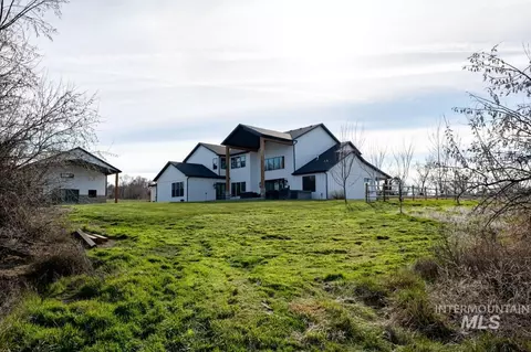 Exterior - 1506 E 4448 N, Buhl, ID 83316 photo 4 of 11